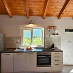 Vineyard House & Olive Grove House Račišće