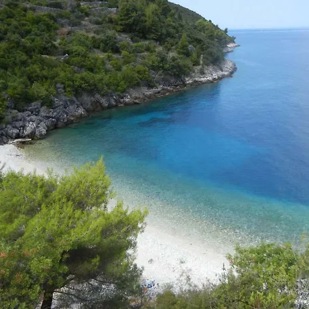 Vineyard House & Olive Grove House Račišće