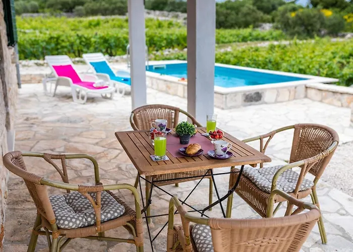 Hébergement de vacances Vineyard House & Olive Grove House *